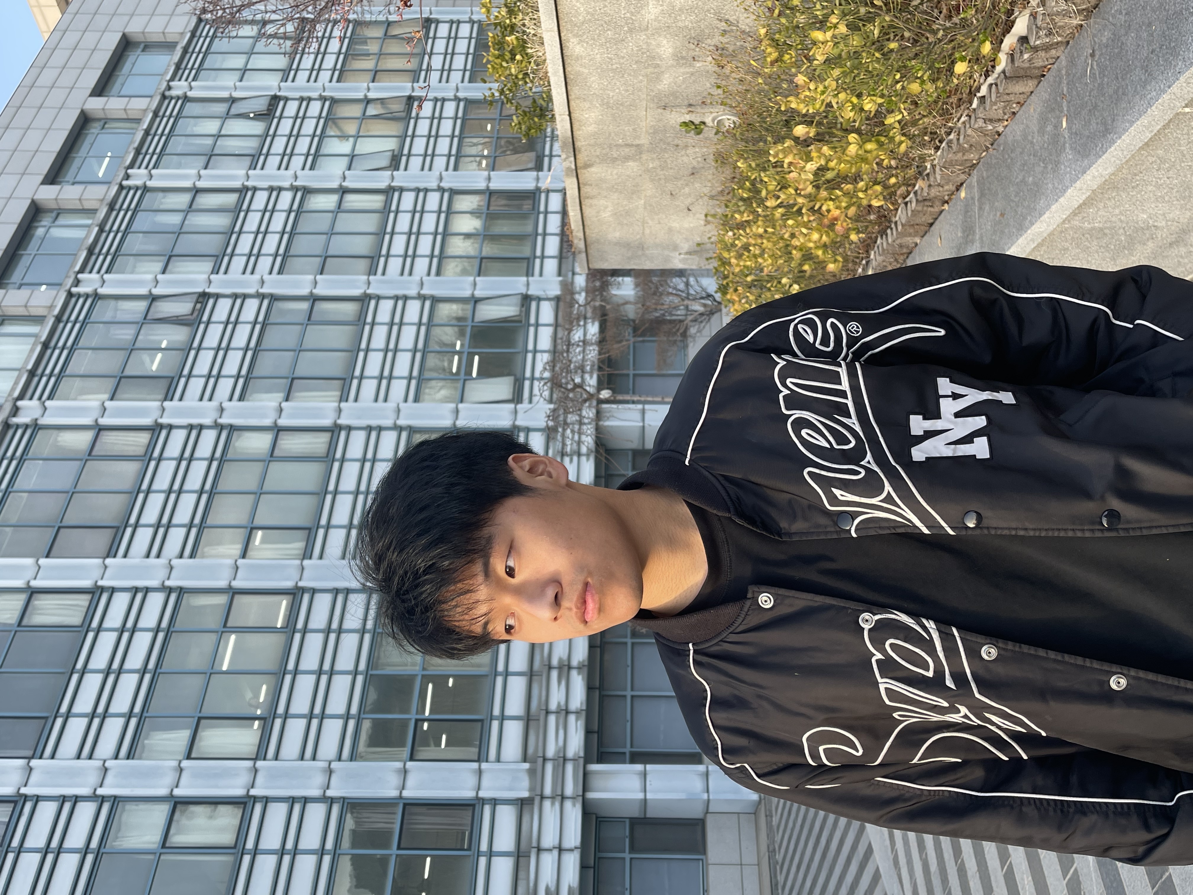 Portrait of Zixi Zhou